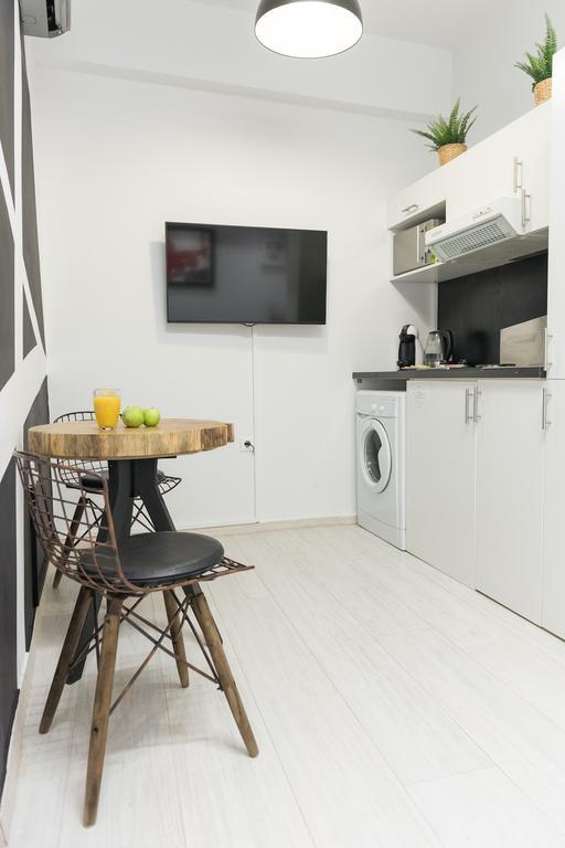 אתונה Acropolis Cozy Studio By Livin Urbban מראה חיצוני תמונה